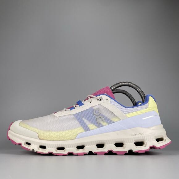 On CloudVista Women’s Size 10 Heather Rhubarb Running Shoes Athletic Sneaker GUC - Picture 1 of 9